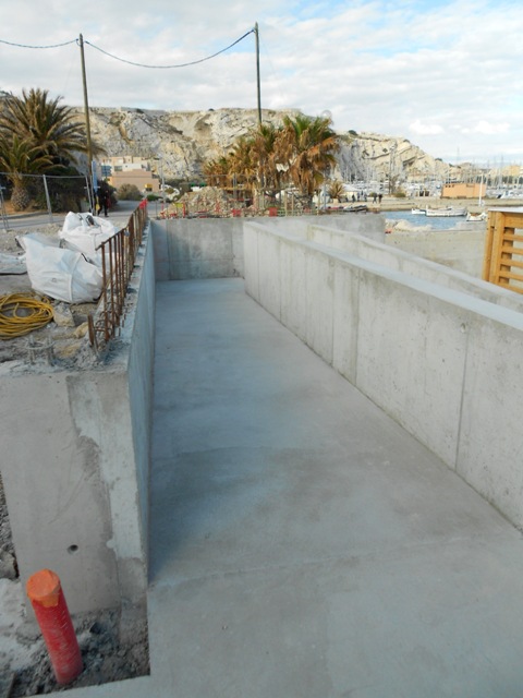 http://i40.servimg.com/u/f40/11/50/99/75/dscn1818.jpg