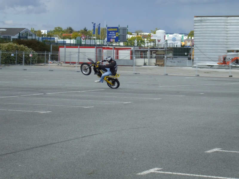 2210.jpg